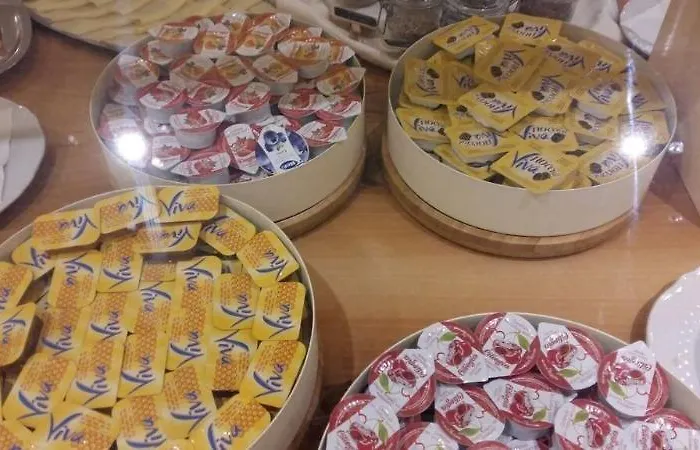 Leonardo Da Vinci 3* Πέζαρο