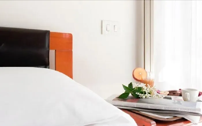 Leonardo Da Vinci Ξενοδοχείο Πέζαρο