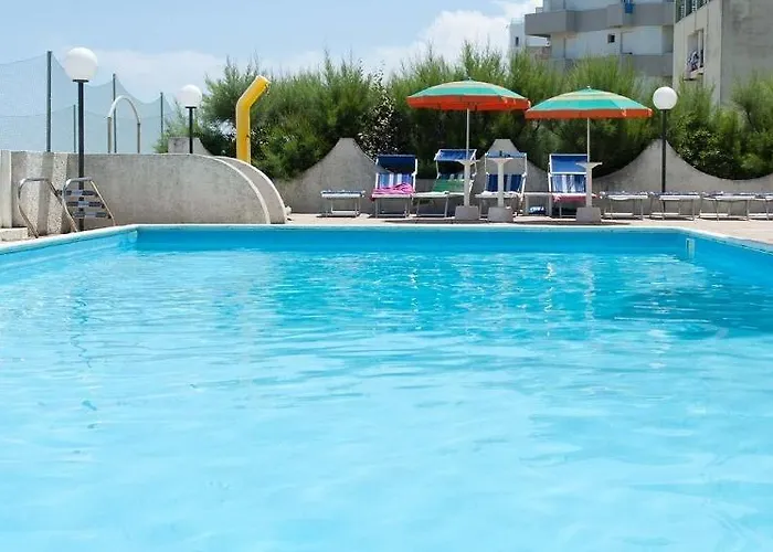 Leonardo Da Vinci Ξενοδοχείο Πέζαρο