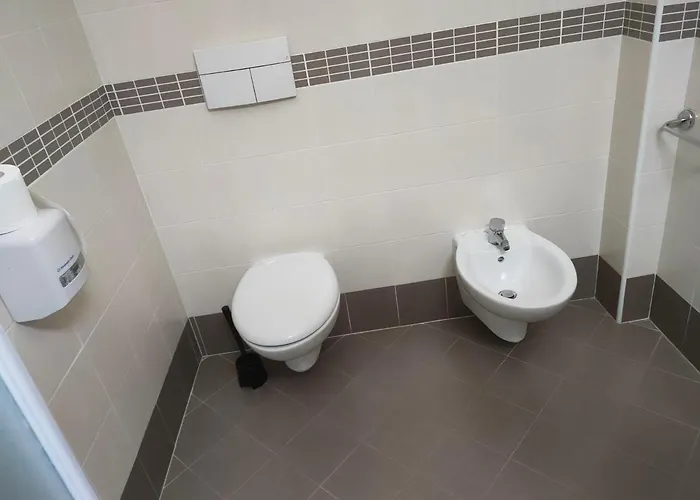 Leonardo Da Vinci Ξενοδοχείο Πέζαρο